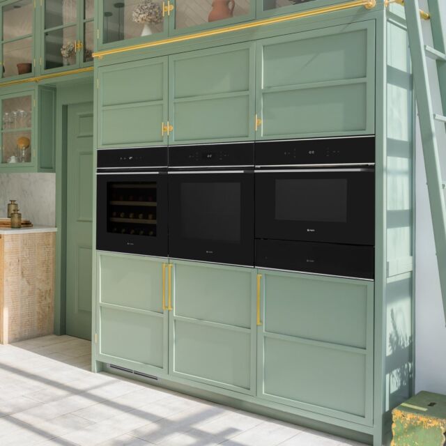 Caple Sense C2105 Built-In Soft Close Single Electric Oven
