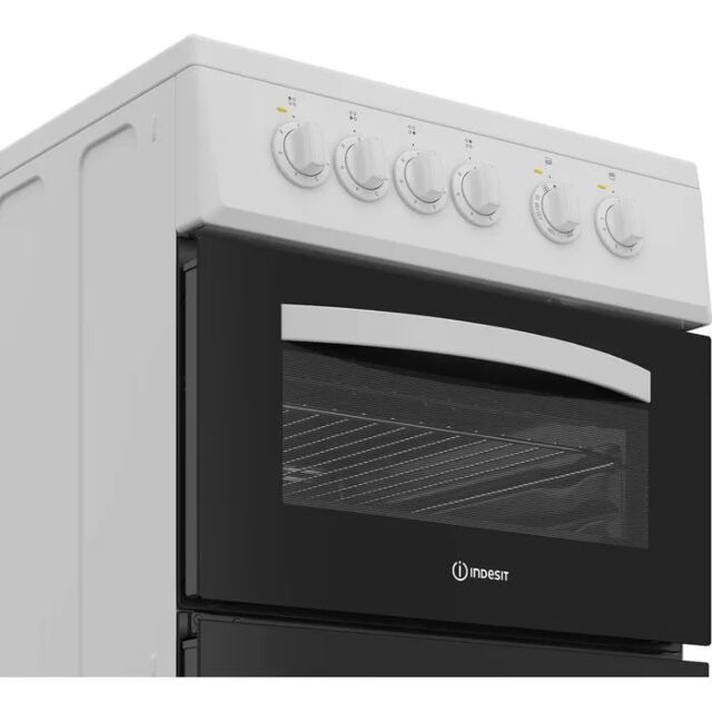 Indesit ITE5EMW/M 50cm 4 Zone Solid Plate Hob Twin Cavity Electric Cooker