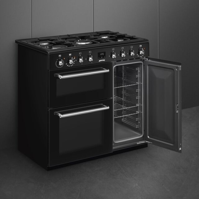 Smeg Concert 90cm 5 Burner Double Oven + Grill Dual Fuel Range Cooker