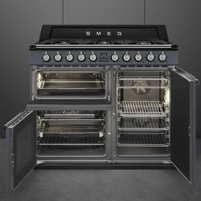 Smeg Victoria 100cm 6 Burner Double Oven & Grill Dual Fuel Range Cooker