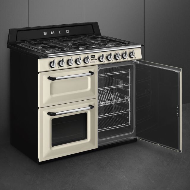 Smeg Victoria 100cm 6 Burner Double Oven & Grill Dual Fuel Range Cooker