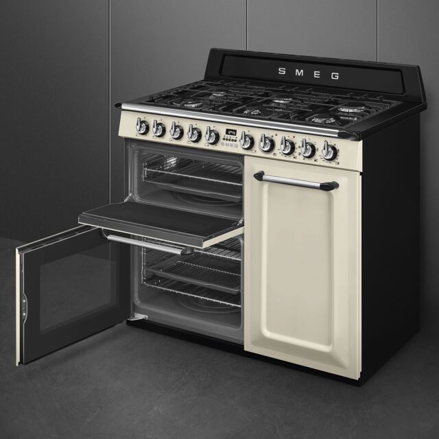 Smeg Victoria 100cm 6 Burner Double Oven & Grill Dual Fuel Range Cooker