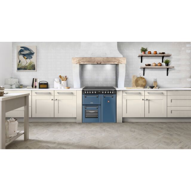 Stoves Richmond Deluxe 90cm Induction Hob Triple Oven Electric Range Cooker