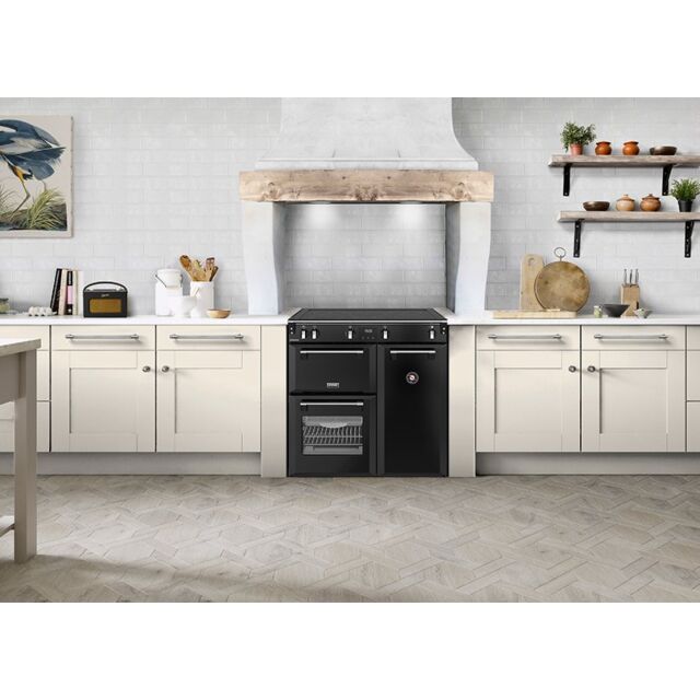 Stoves Richmond 90cm 5 Zone Induction Hob Triple Oven Electric Range Cooker